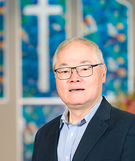 John Tung Associate Pastor 董溥強英語牧師 